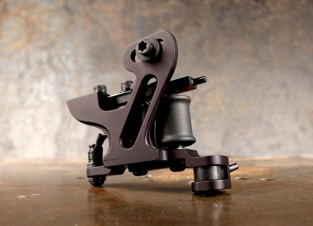 Seth Ciferri - Modern Classic Liner