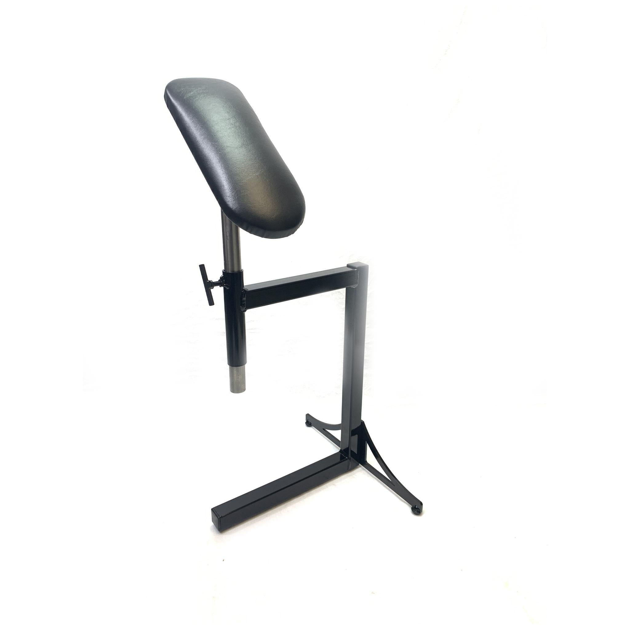 Bowers Floor Armrest